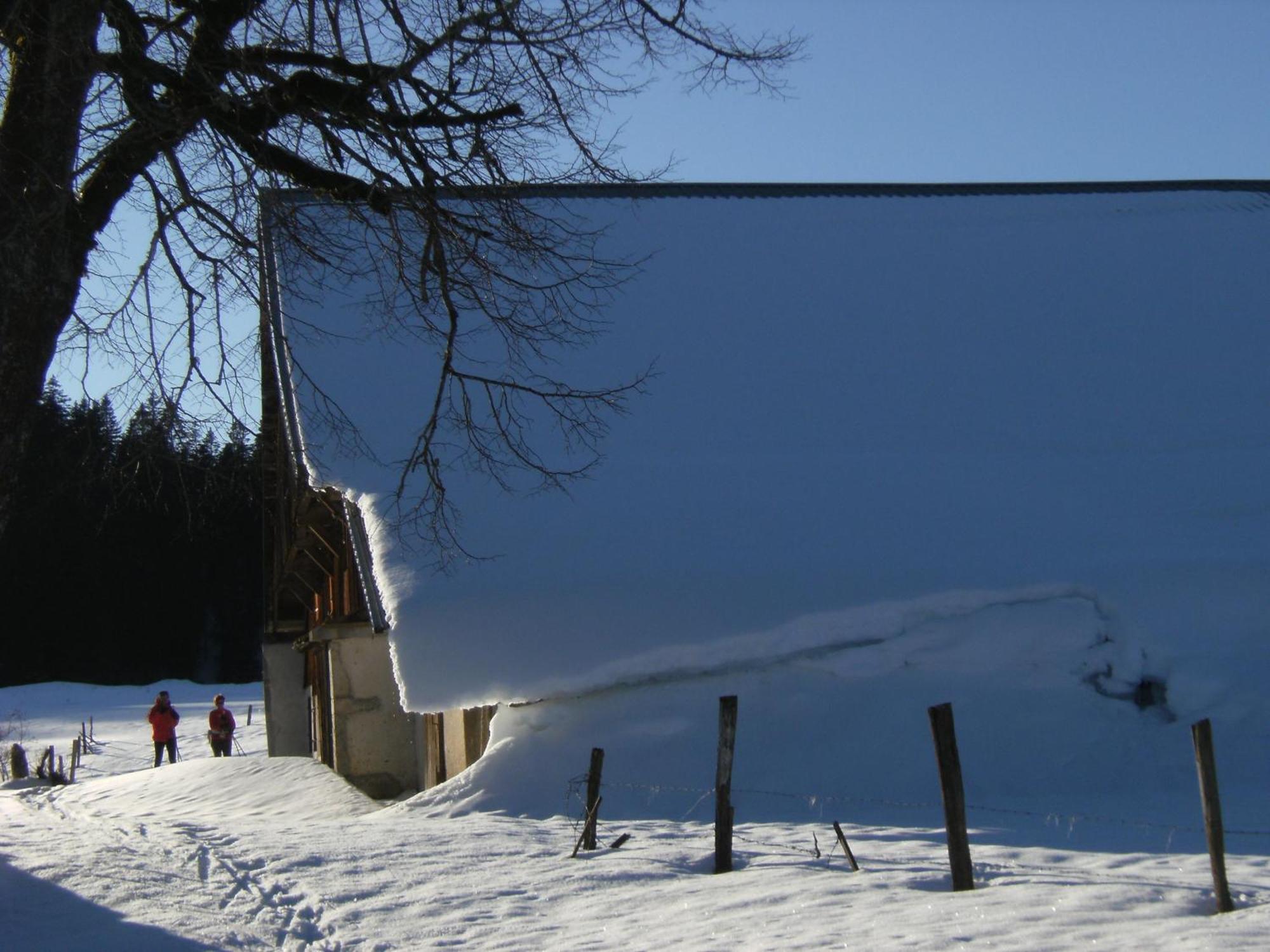 Appartement De Vacances Niederer La Cote-aux-Fees Екстер'єр фото